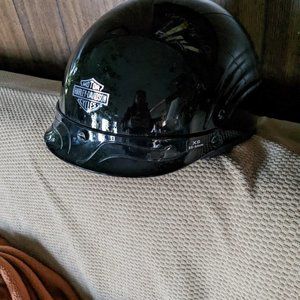 Motorcycle helmet